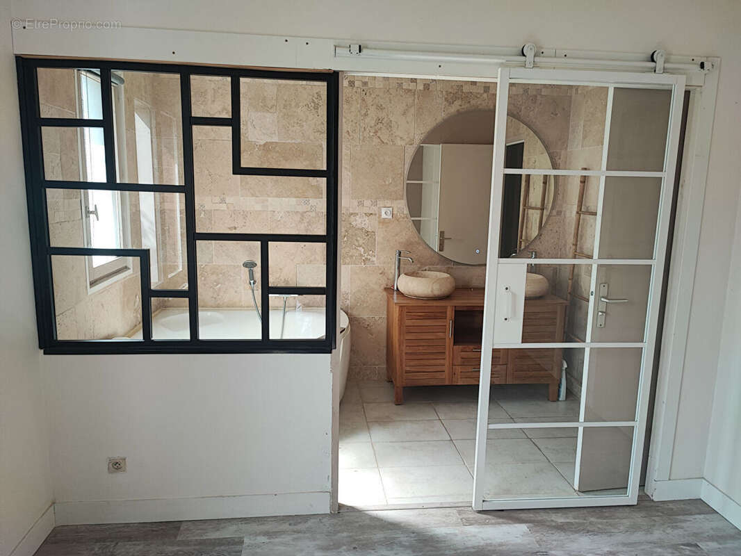 Maison à SAINT-JEAN-DE-BRAYE