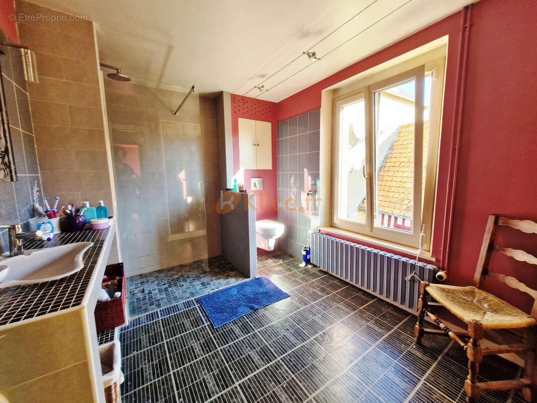Maison à GUEURES