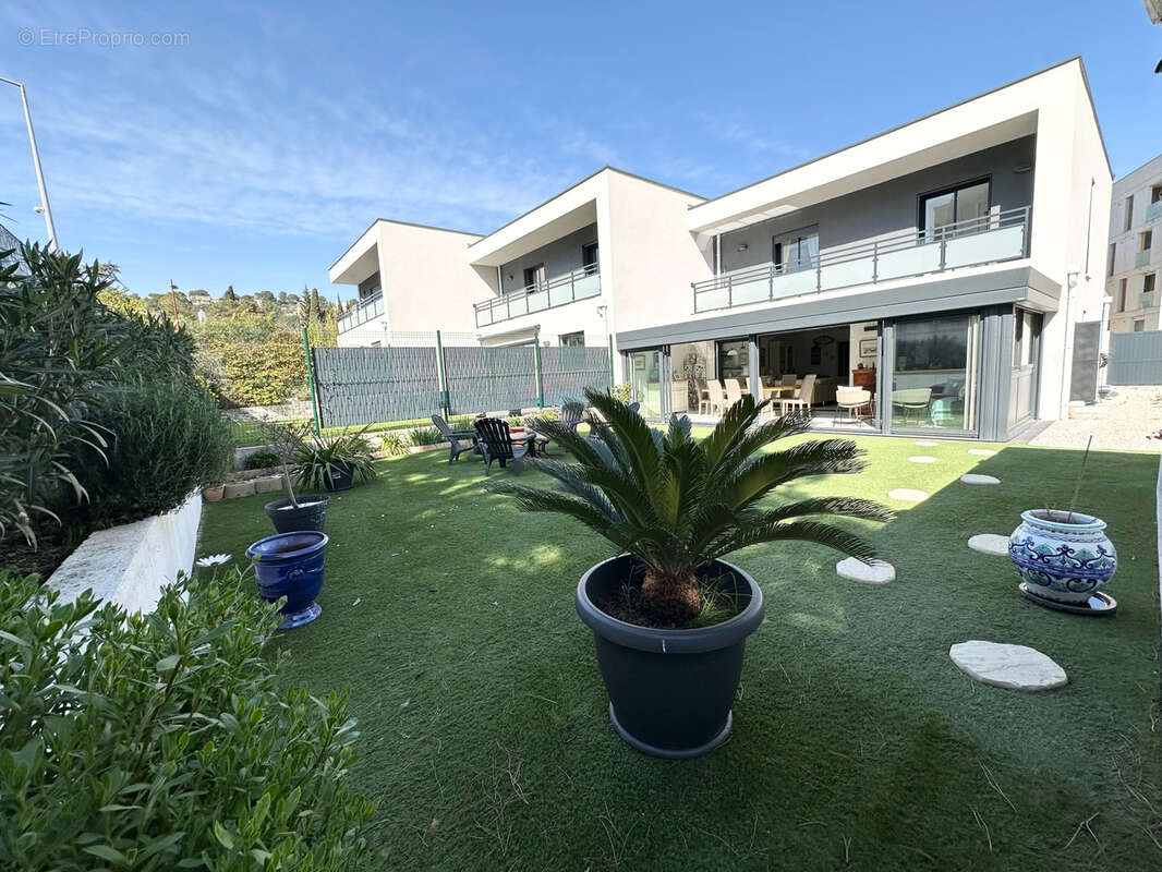 Maison à CARNOUX-EN-PROVENCE