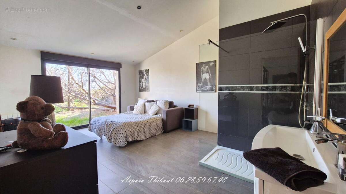 Maison à VALENSOLE