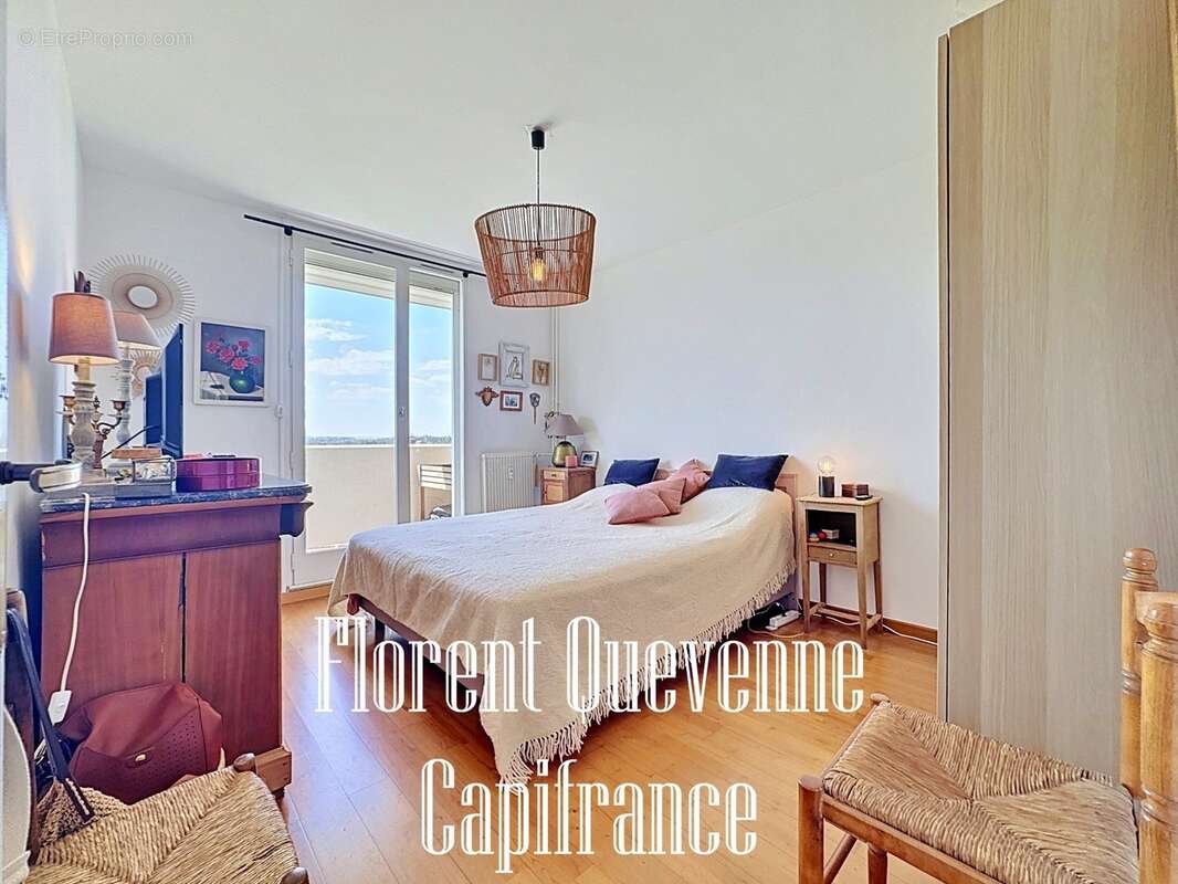 Appartement 2 pièces rénové avec balcon, parking et cave - photo 8