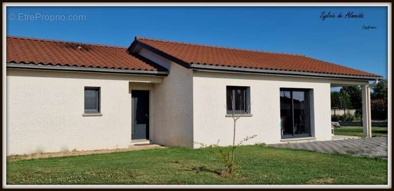 Maison à BAGE-LA-VILLE