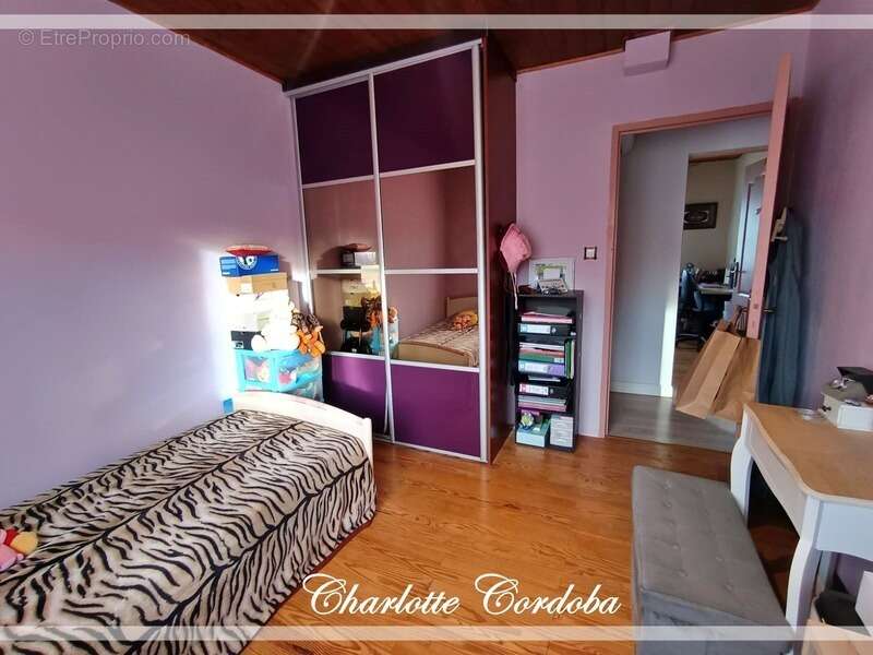 Maison à COLAYRAC-SAINT-CIRQ