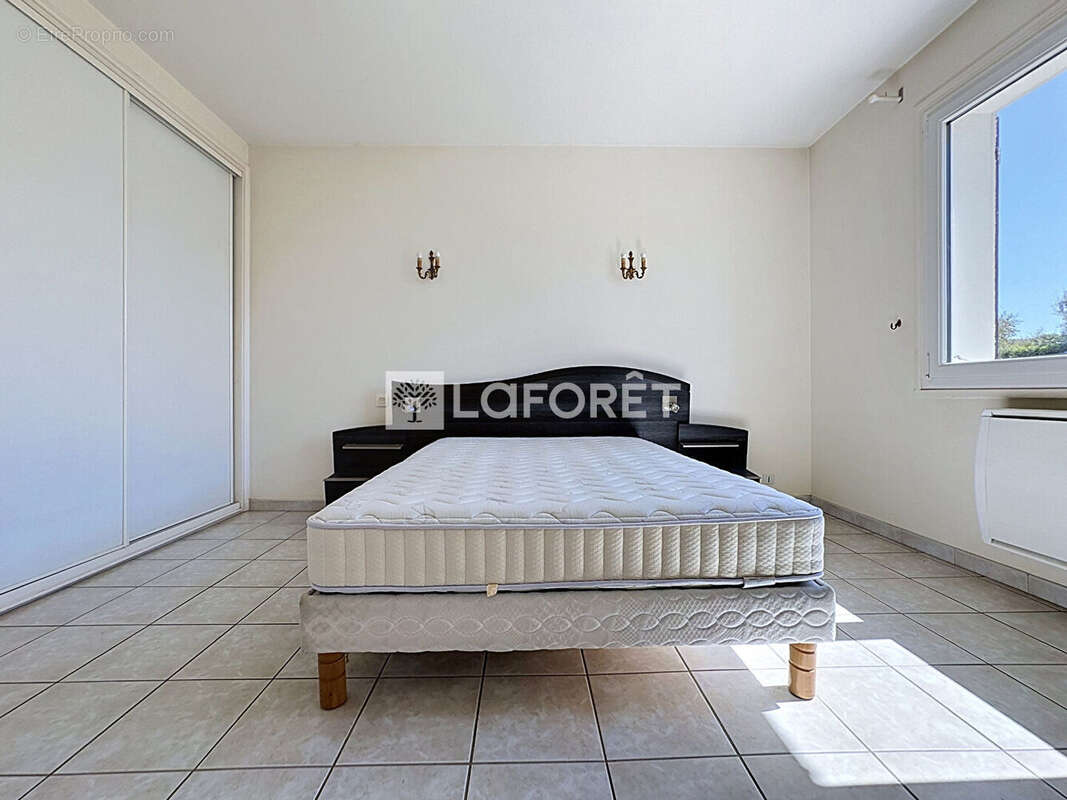 Maison familiale de 123 m² avec sous-sol complet sur terrain de 905 m² ? Messimy-sur-Saône - photo 9