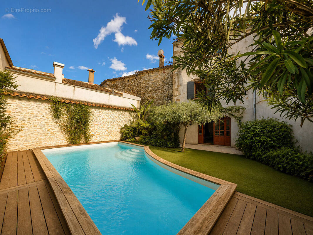 Maison à CANNES-ET-CLAIRAN