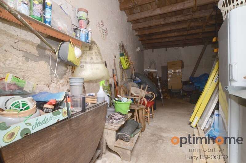 Maison à NANTEUIL-EN-VALLEE