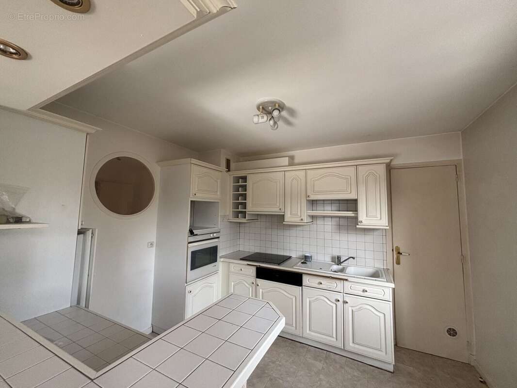 Appartement à PRIVAS