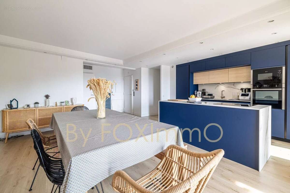 Appartement à MOUGINS