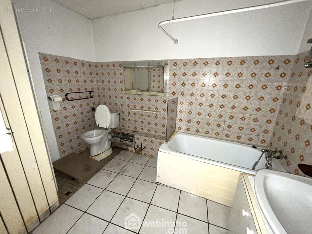 Maison à BLANQUEFORT