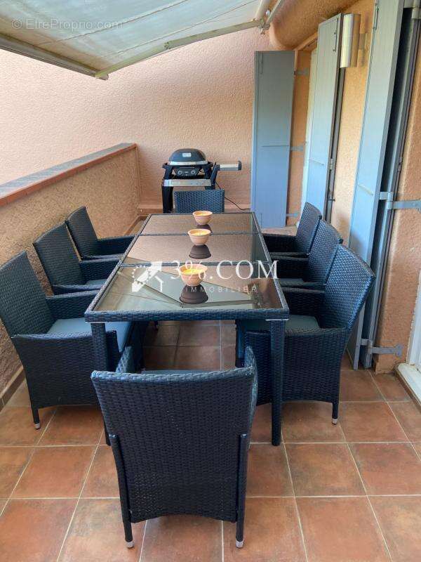 Appartement à GRIMAUD