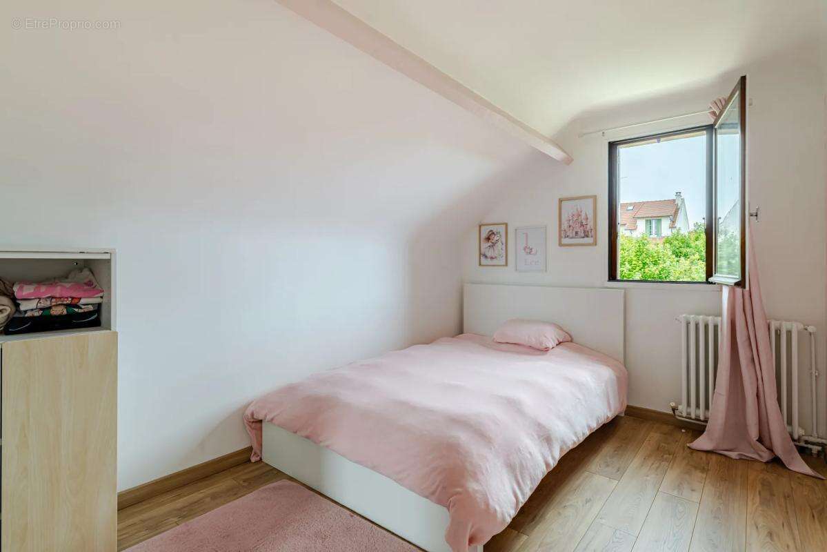 Appartement à BONNEUIL-SUR-MARNE