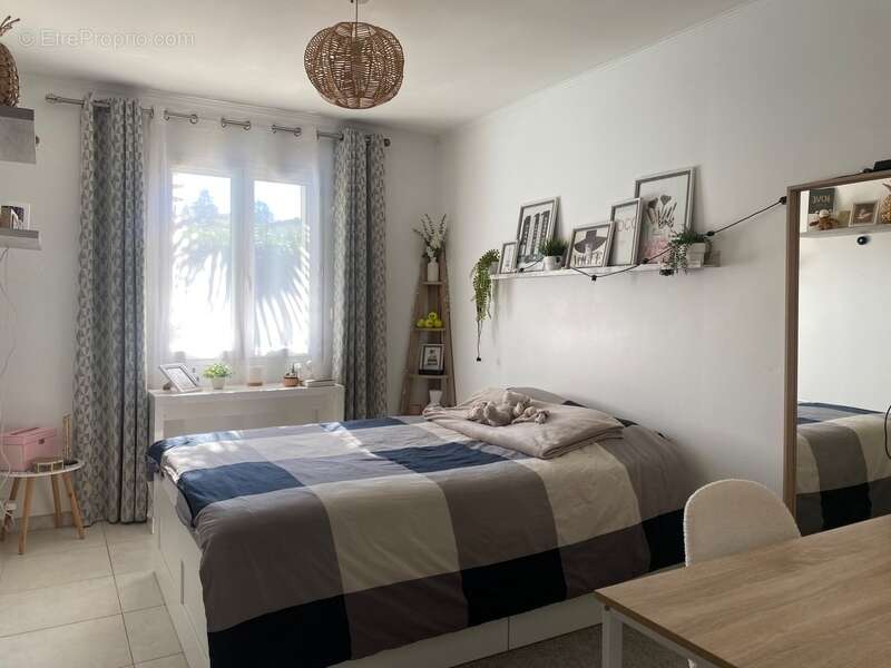 Maison à SAINT-MARTIN-DE-VALGALGUES