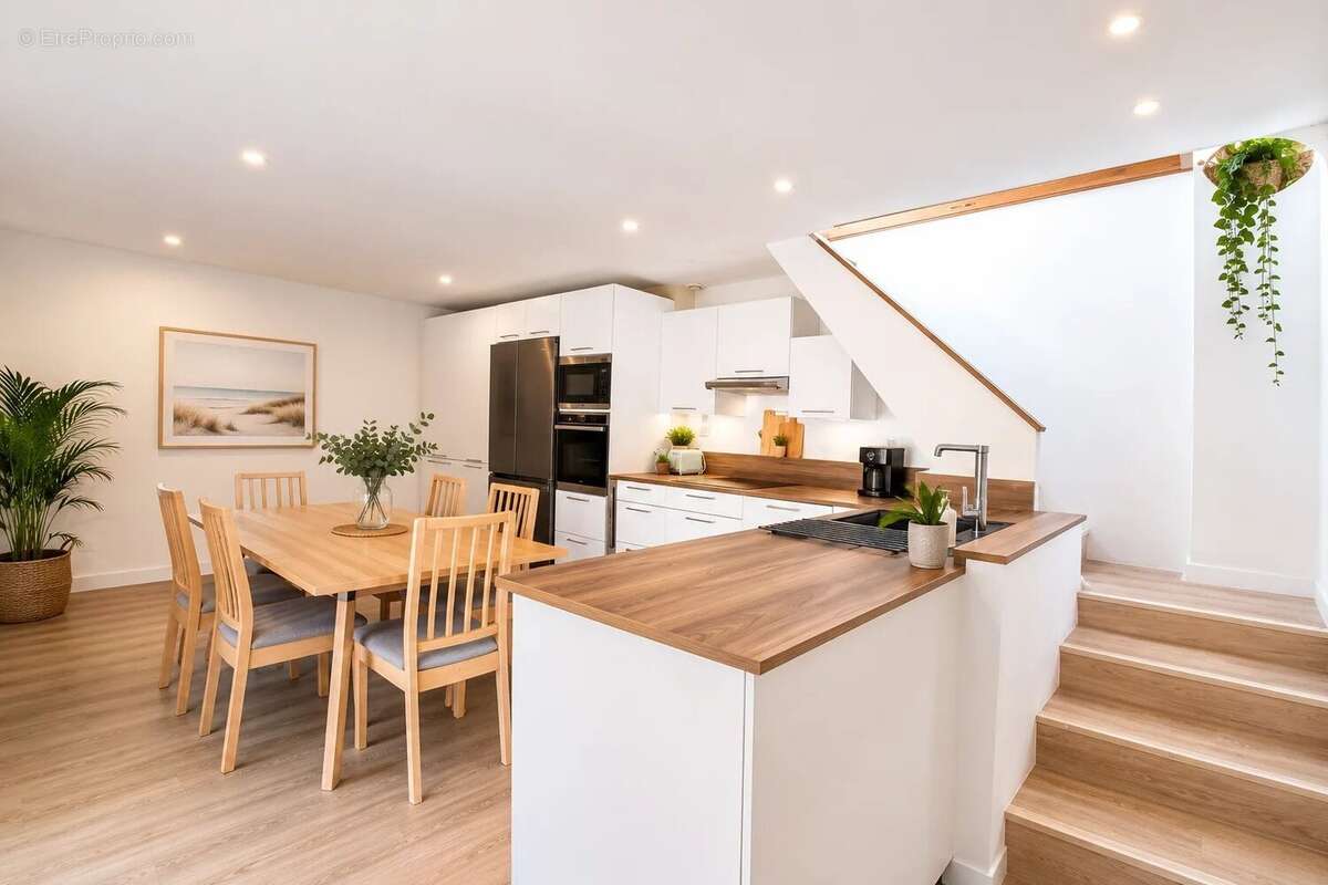 Appartement à CAP-D'AIL