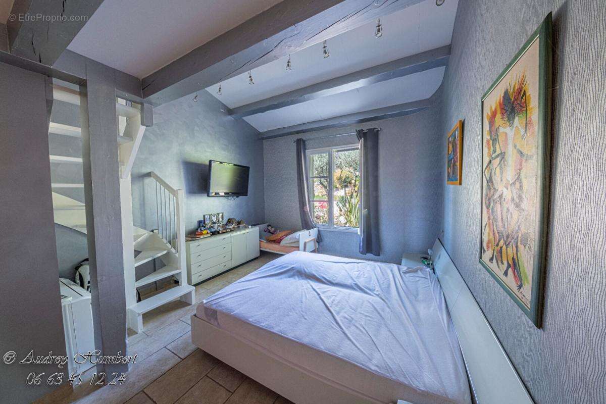 Maison à PIERREVERT