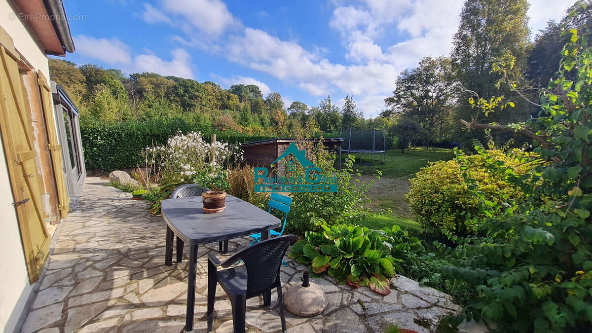 Maison à LA BOUEXIERE