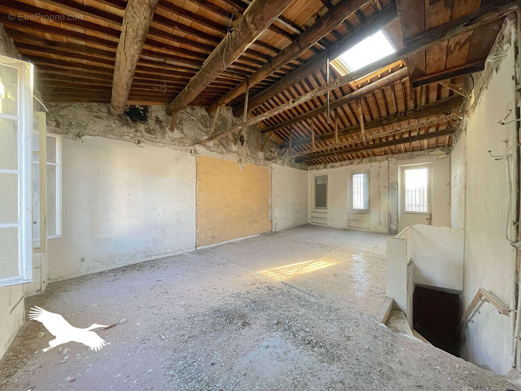 Appartement à MARSEILLE-10E