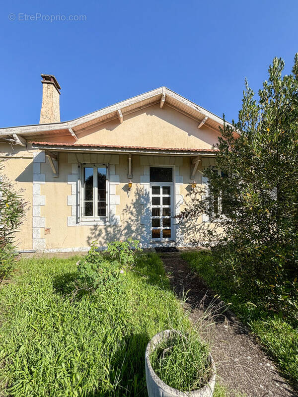 Maison à MERIGNAC