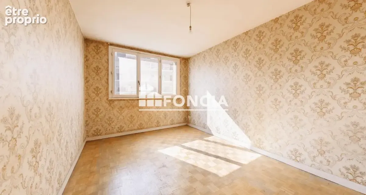 Appartement T2 de 44.11 m² avec parking et cave - photo 1