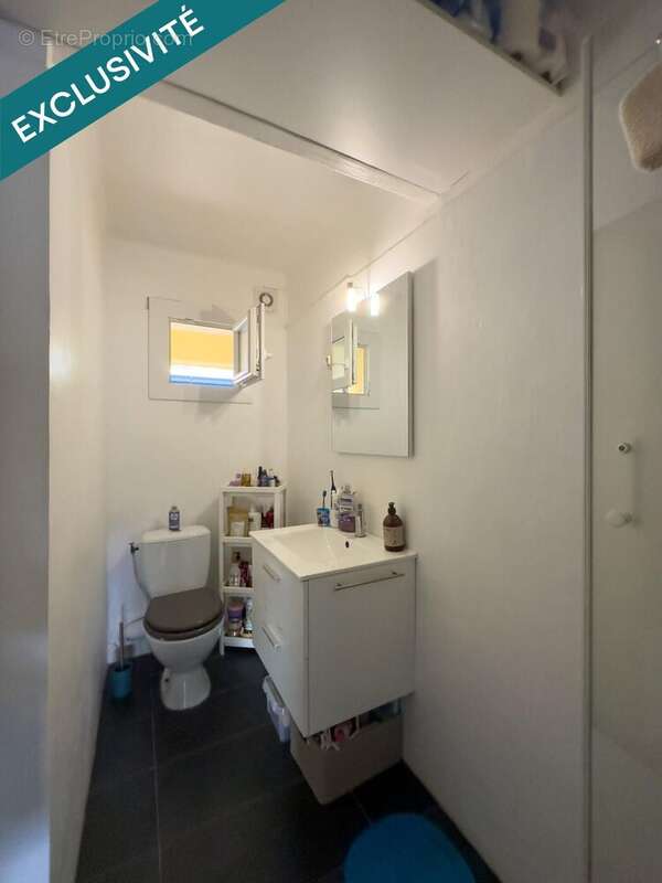 Photo 6 - Appartement à SAINT-LAURENT-DU-VAR