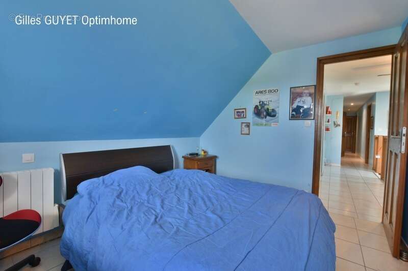 BERNAY,MAISON INDIVIDUELLE T9, DPE:C  177M  6 chambres. Terrain de 1000M² env. 319990€ - photo 10