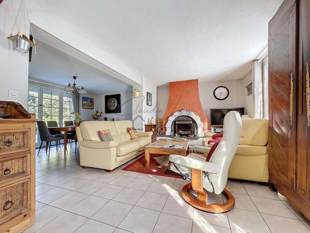 Photo 3 - Maison à MONTLIGNON