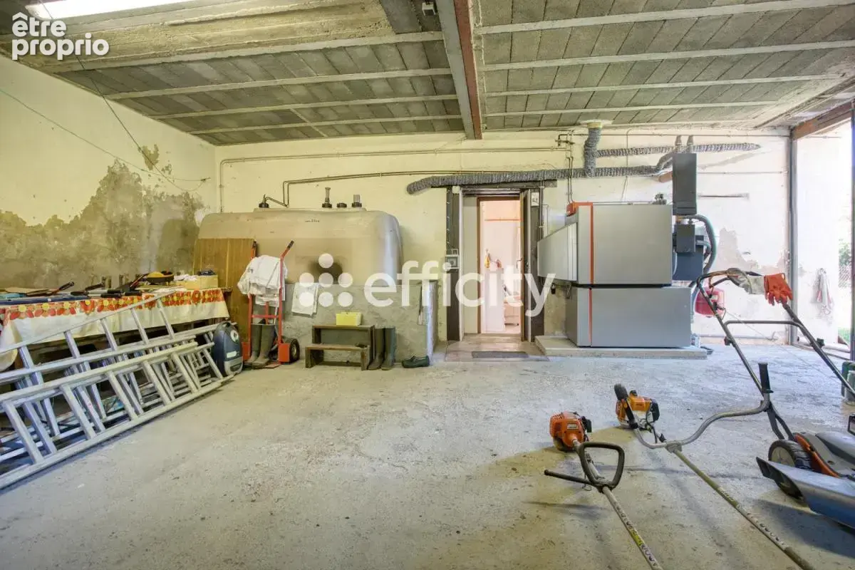 Maison 6 pièces 210 m² à vendre à Bassillac (24330) - photo 8