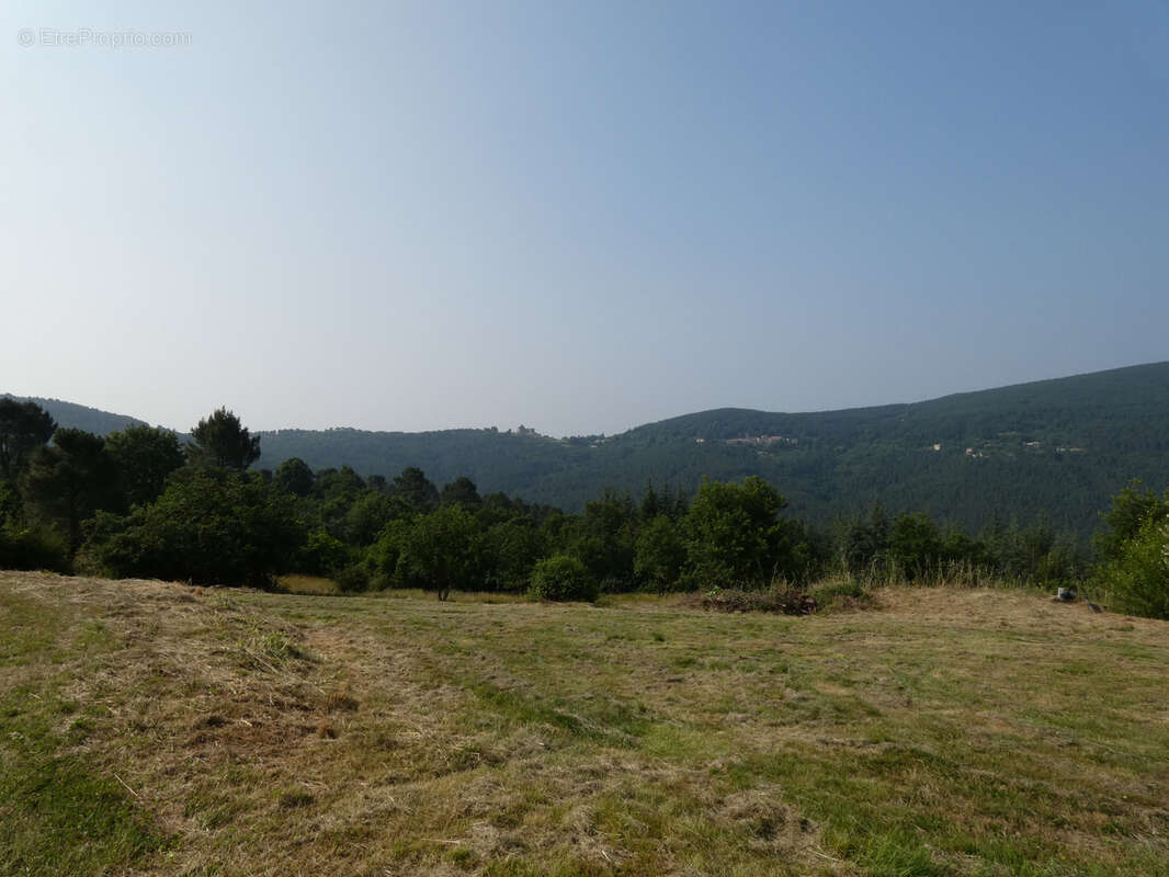 Maison à LA VERNAREDE