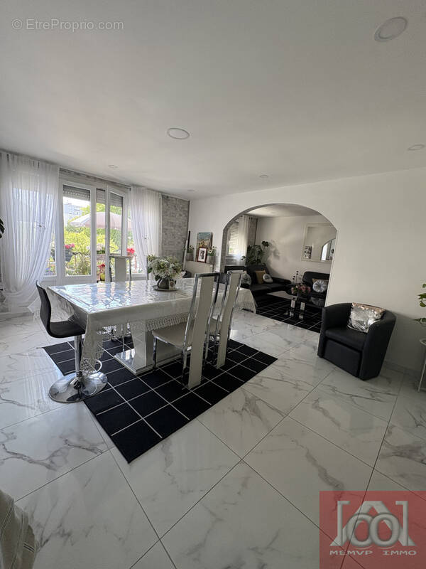 Appartement à NEUILLY-SUR-MARNE
