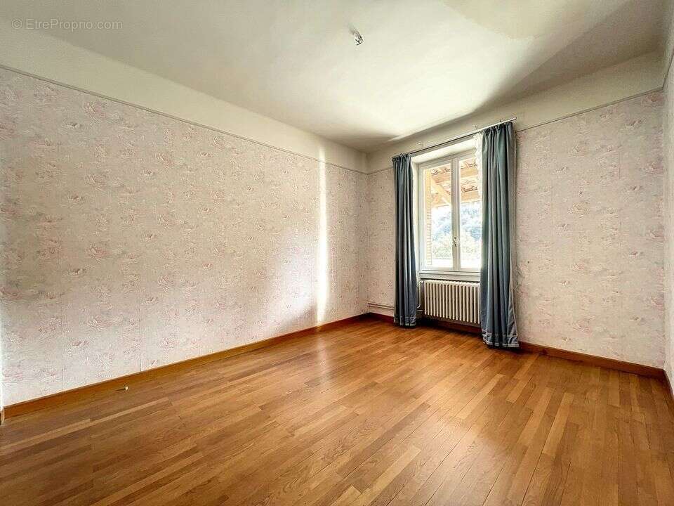 Appartement à LABEGUDE