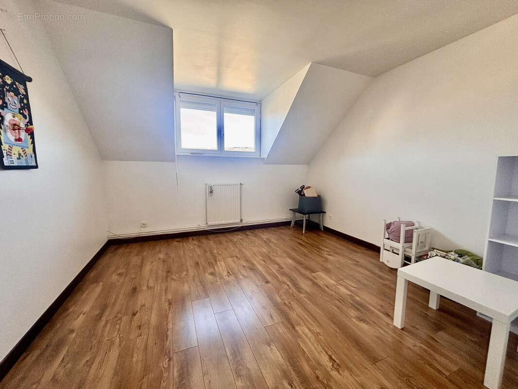 Appartement à LES ECHELLES