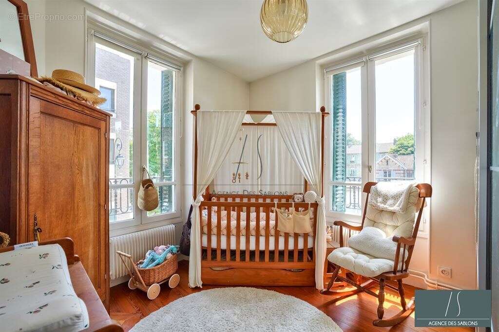 Appartement à LE VESINET