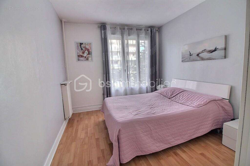 Appartement à ROSNY-SOUS-BOIS