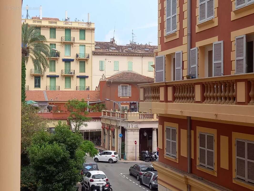 Appartement à MENTON