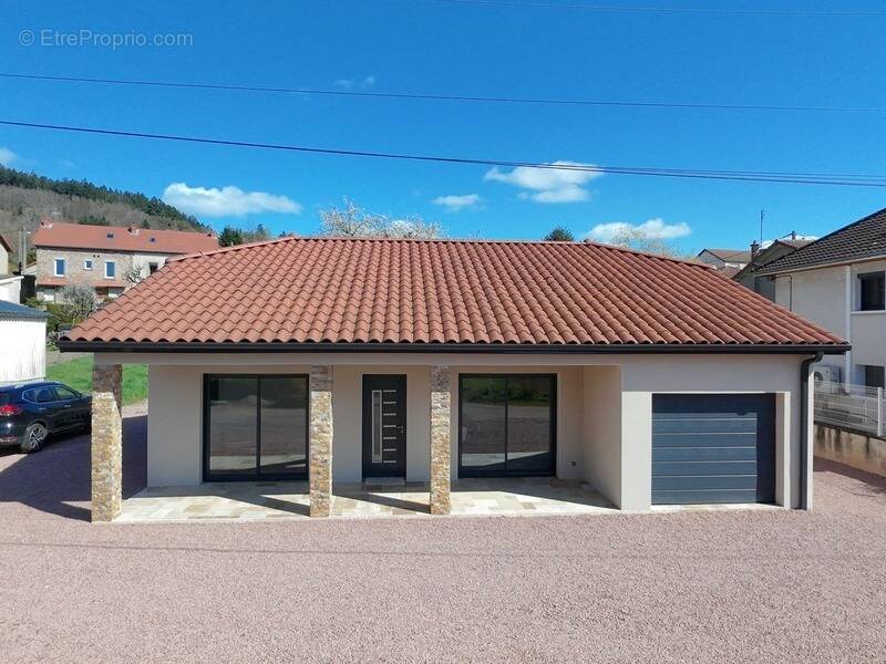 Maison à CHAUFFAILLES