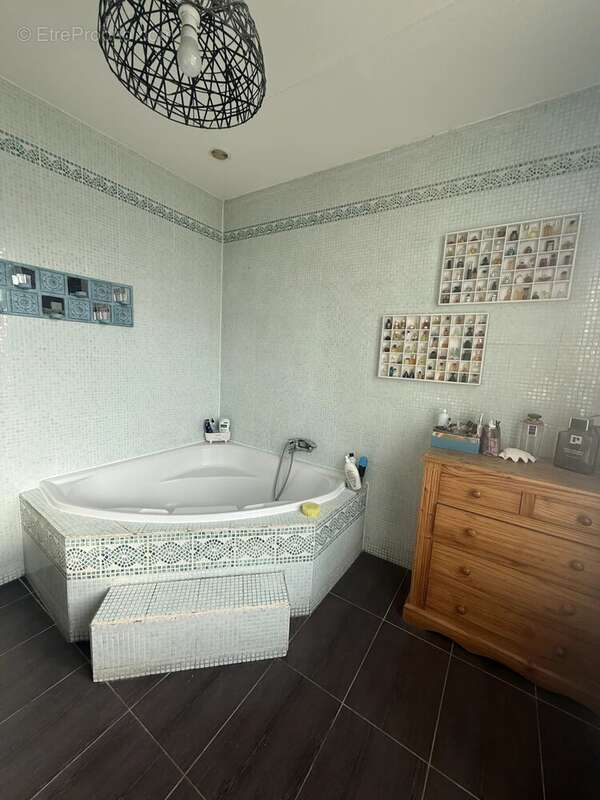 Maison à BRIENON-SUR-ARMANCON