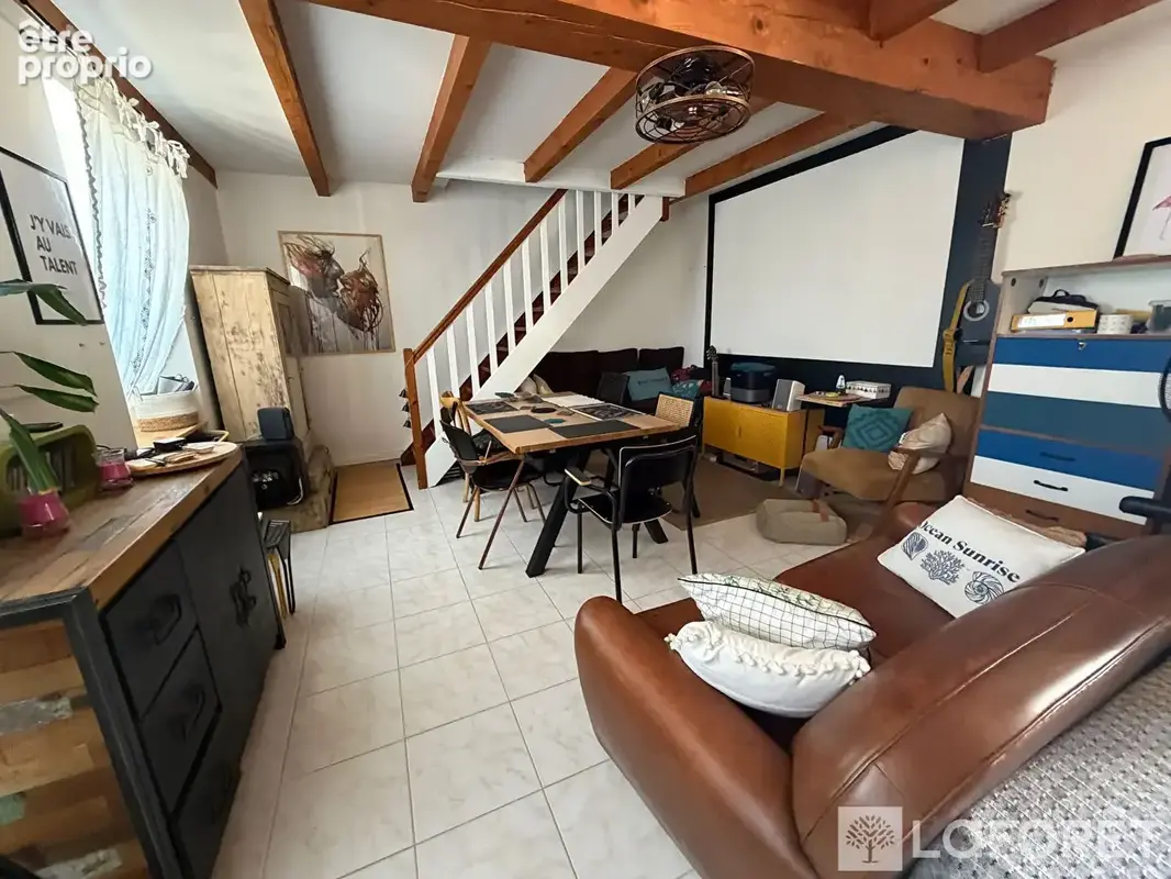 Maison en pierre à Bussac-sur-Charente (17) - photo 4