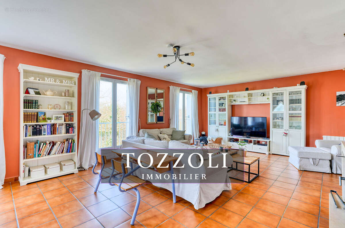 Maison à VILLEFONTAINE