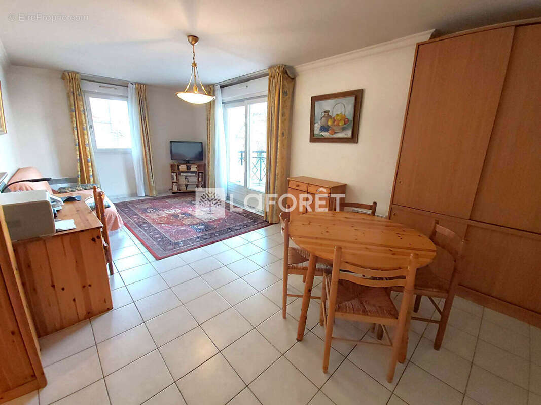 Appartement à VILLEMOMBLE