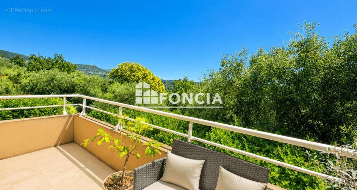 Appartement à GRASSE
