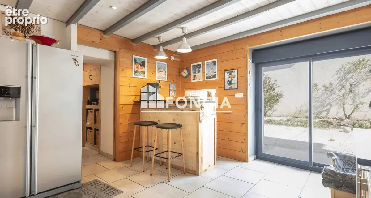 Maison individuelle 5 chambres avec piscine – Terrain de 647 m² sans vis-à-vis - photo 10