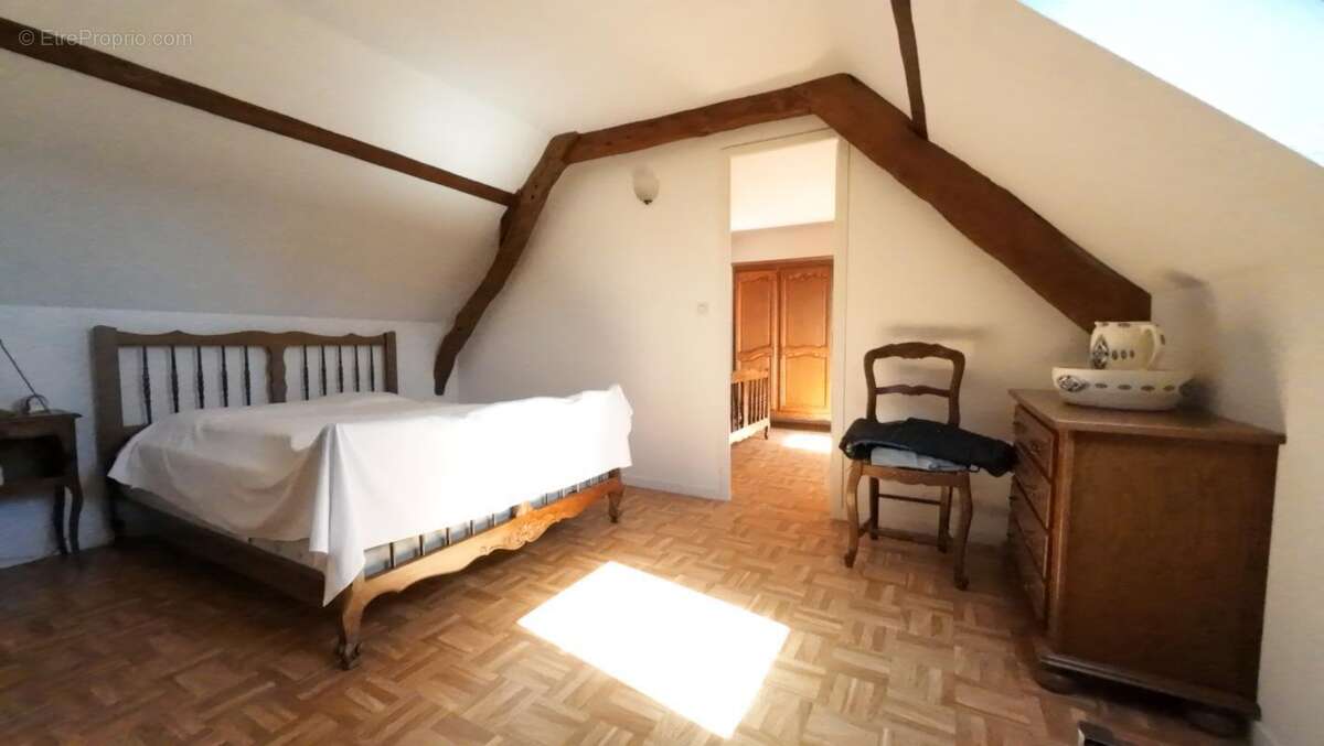 Maison à SAINT-MARTIN-AUX-BUNEAUX