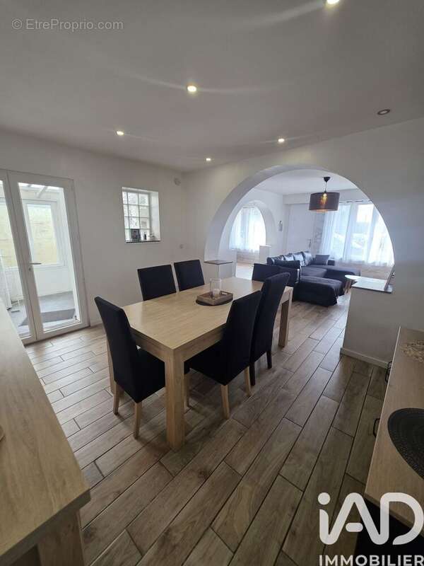 Maison 125 m² à Loos-En-Gohelle  - photo 6