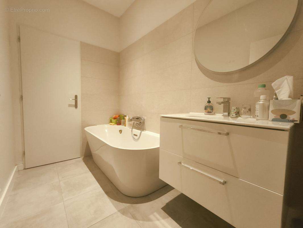 Appartement À Vendre - photo 9