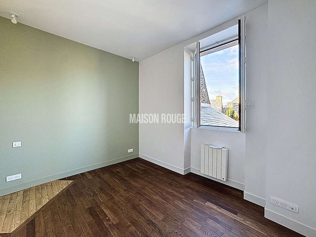 Maison à SAINT-SULIAC