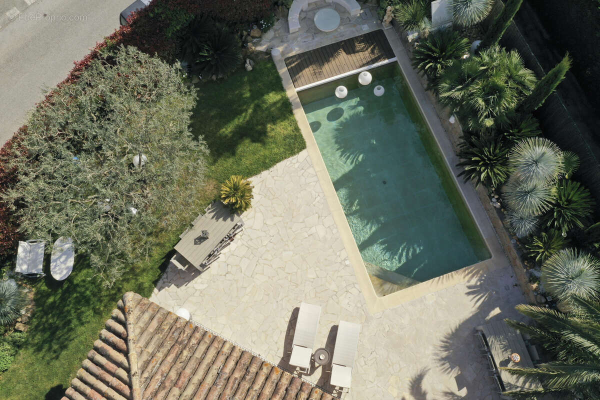  superbe villa proche de st-tropez  1 272 000 € - photo 5