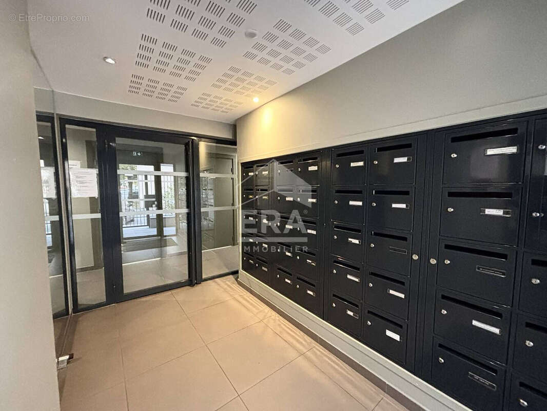 Appartement à EMERAINVILLE