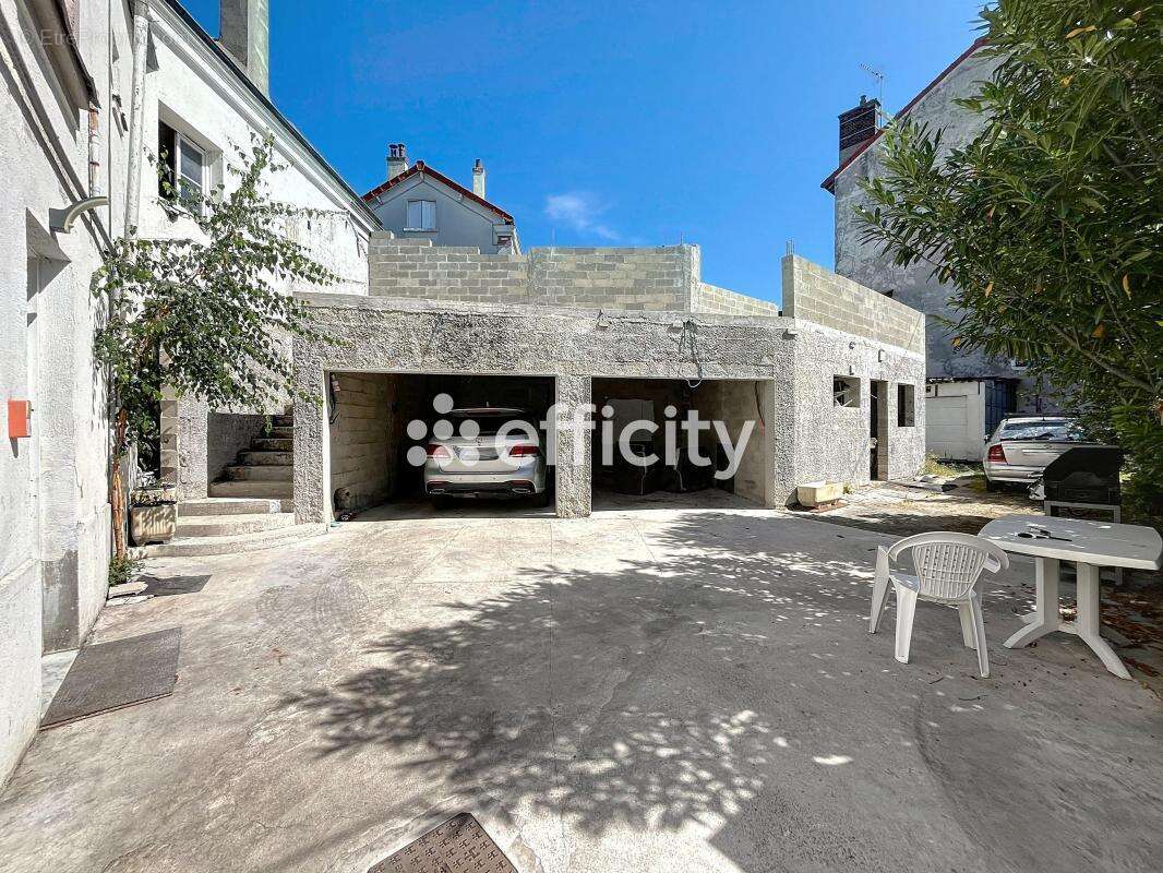 Appartement à LE RAINCY
