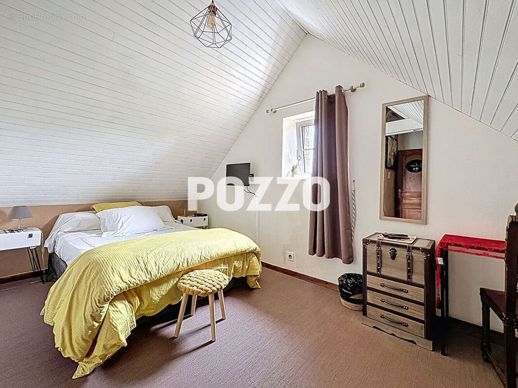 Maison de 8 pièces à vendre à BLAINVILLE SUR MER proche mer et commerces - photo 12