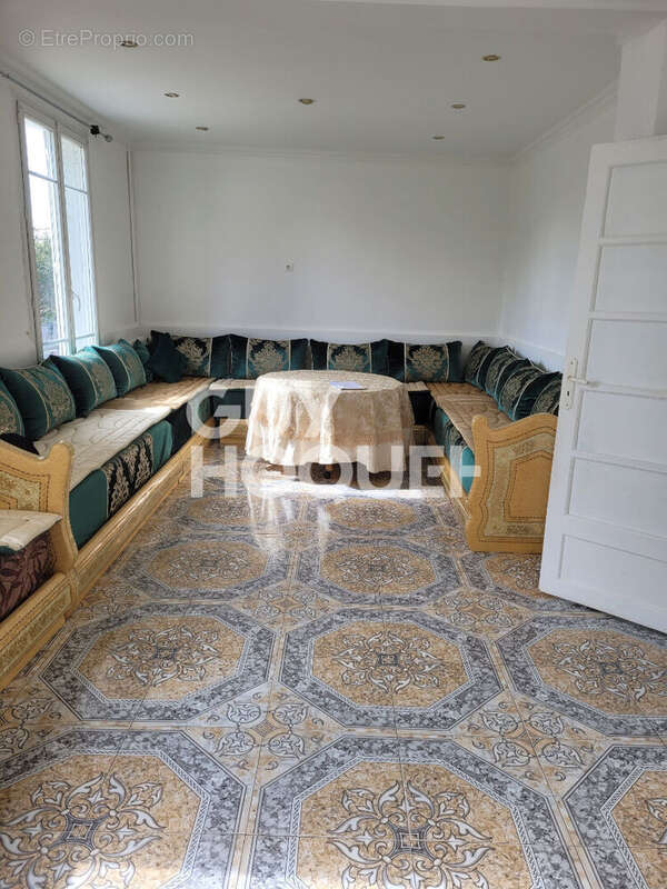 Maison à LIVRY-GARGAN