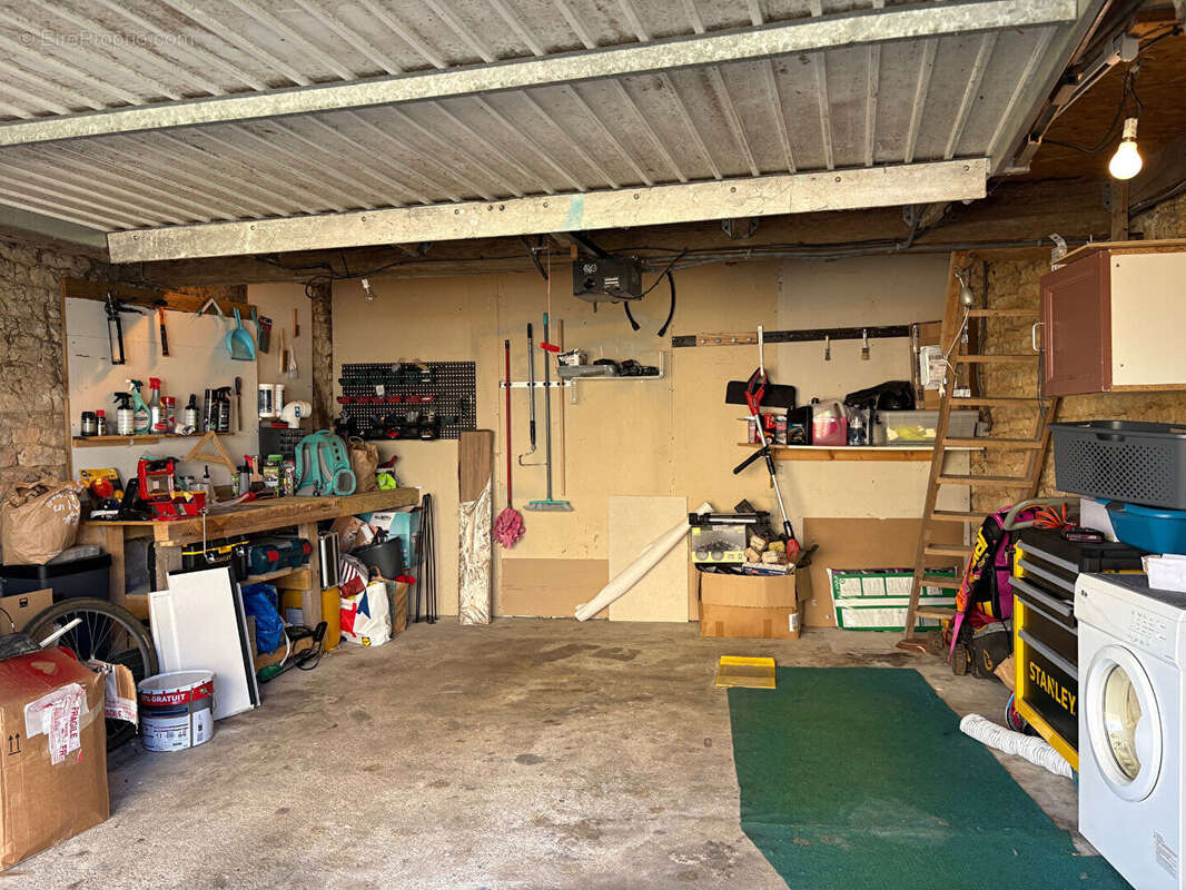 Maison à SAINT-GEORGES-DU-BOIS